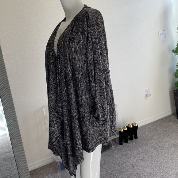 NWOT MAX EDITION CARDIGAN TOP SIZE M - Picture 6 of 7